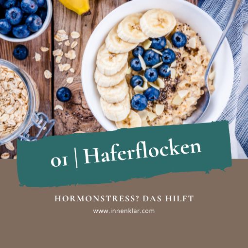 Schale Haferflocken mit Banane und Blaubeeren – langanhaltende Energie bei Stress.